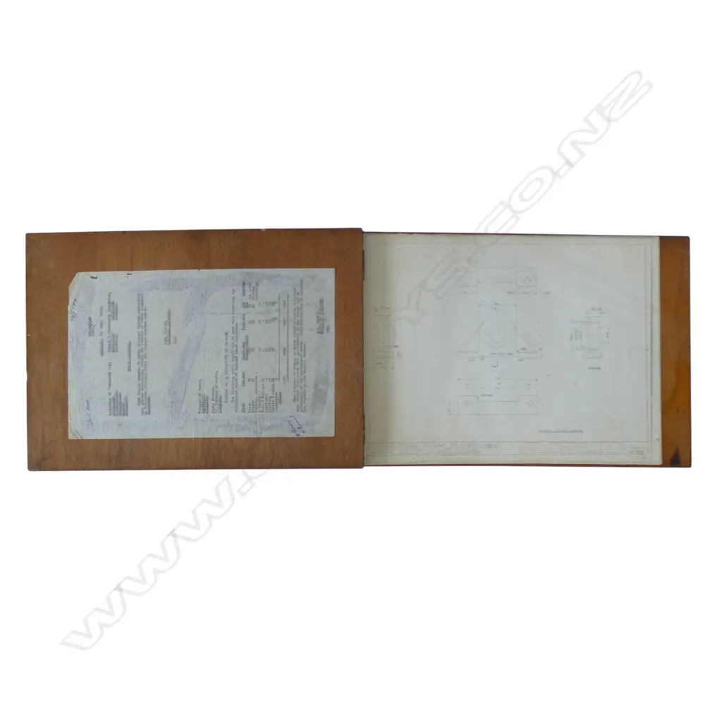 Provenance: From the estate of R.H.(Bob) Stott QSM Image 1++