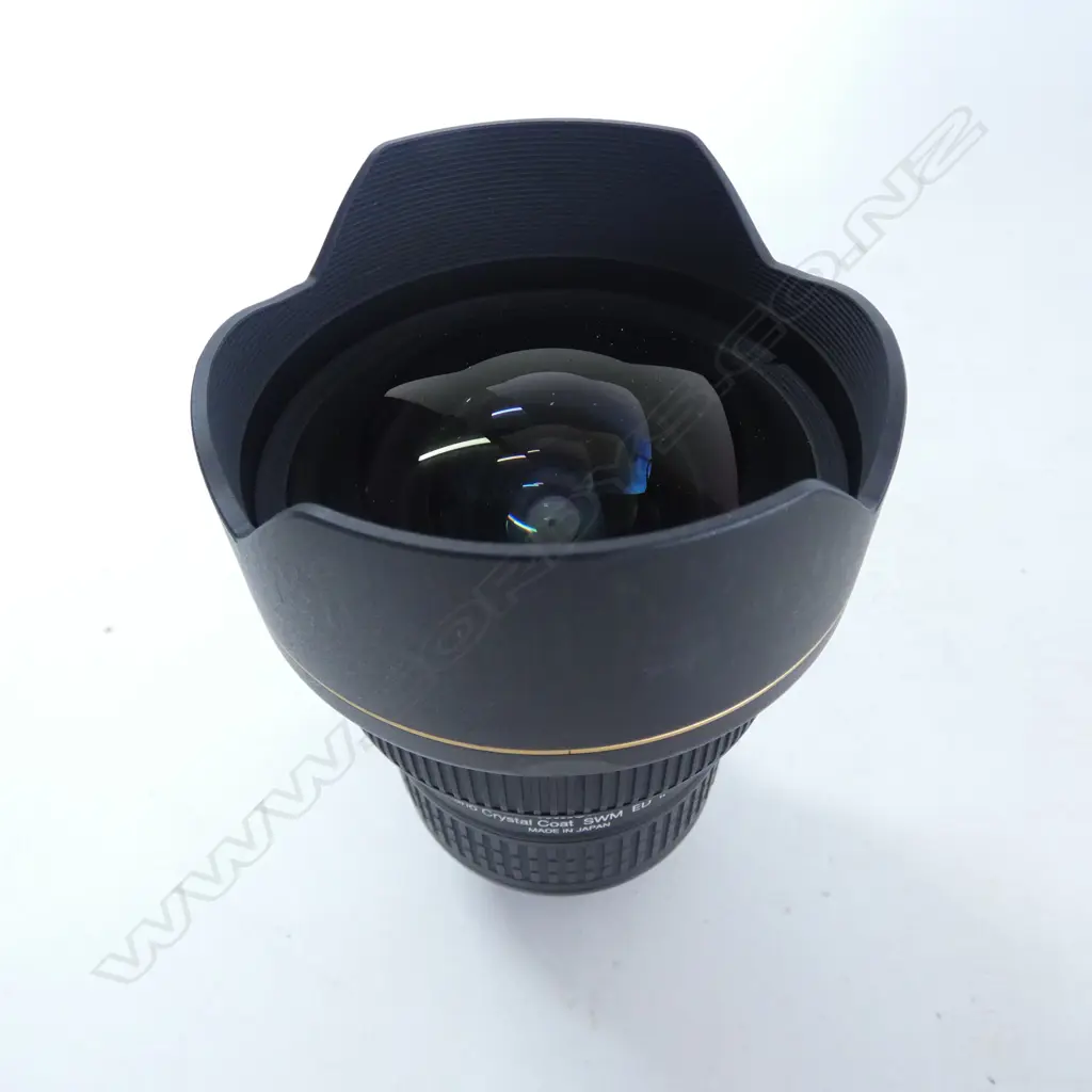 NIKON DIGITAL CAMERA D600 w 2 Nikon AF-S NIKKOR lenses: 28-300mm & 14-24mm. In soft case Image 1++