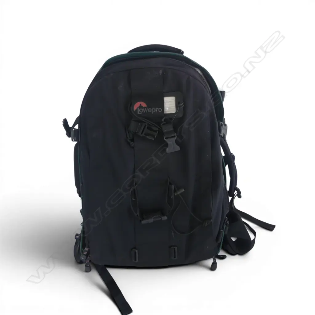 LOWEPRO CAMERA BACKPACK 'PHOTO TREKKER AW' Image 1++
