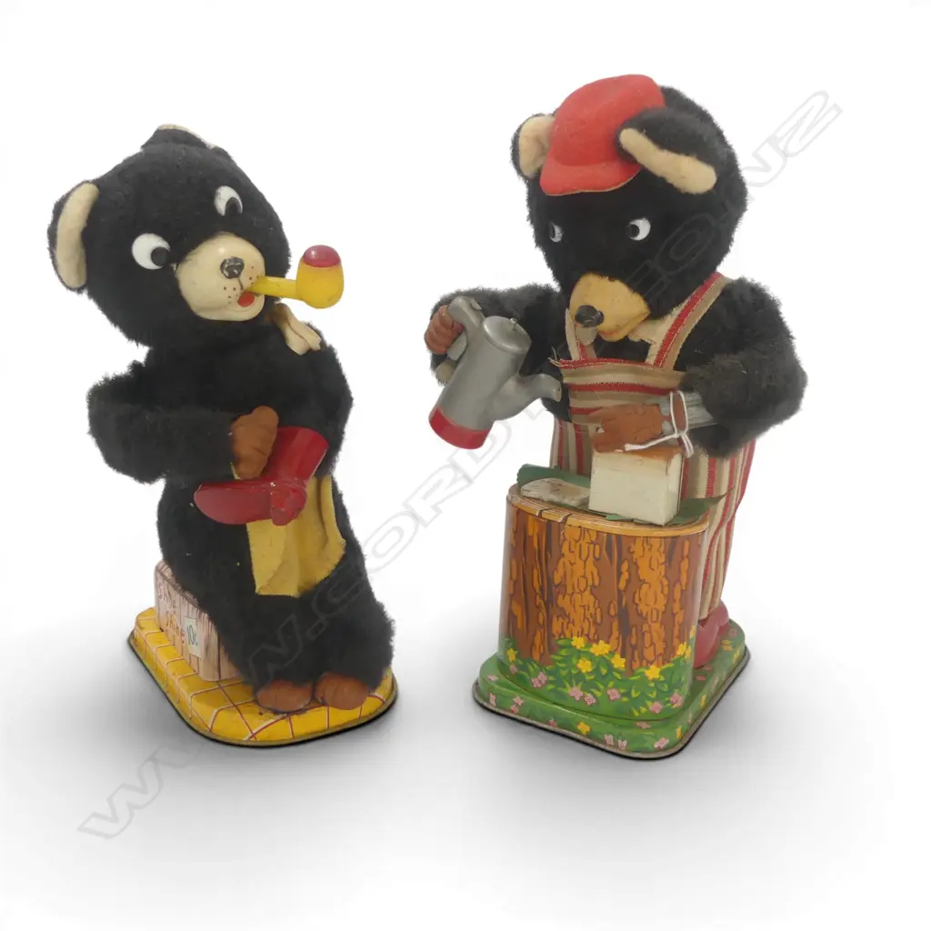 2 VINTAGE MECHANICAL TOY BEARS; SHOE SHINER H.220mm & CAFE BEAR, H.240mm Image 1++