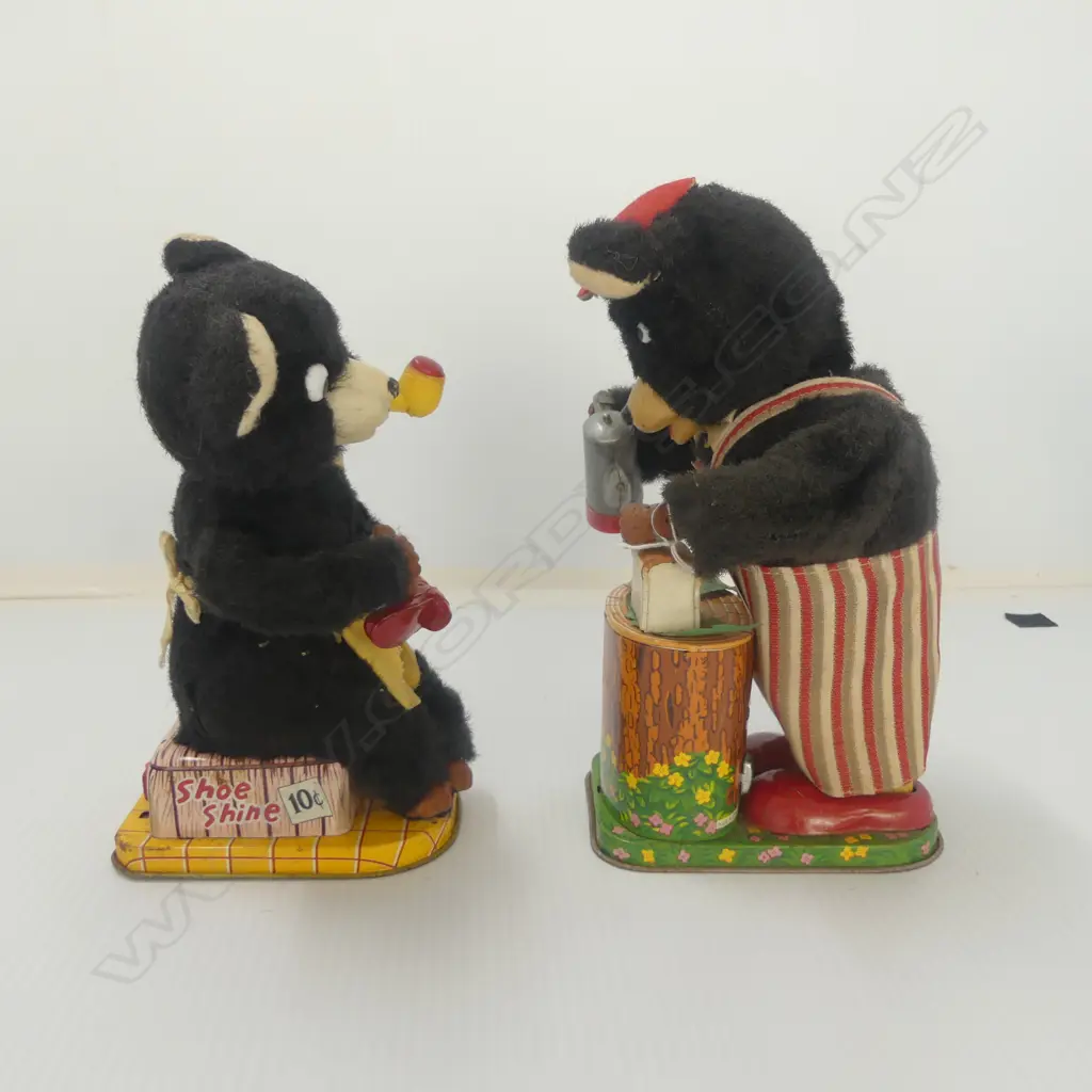 2 VINTAGE MECHANICAL TOY BEARS; SHOE SHINER H.220mm & CAFE BEAR, H.240mm Image 1++