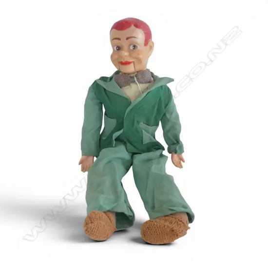 VINTAGE JERRY MAHONEY VENTRILOQUIST DUMMY by the JURO NOVELTY Company. Pull string for mouth behind head. H.600mm