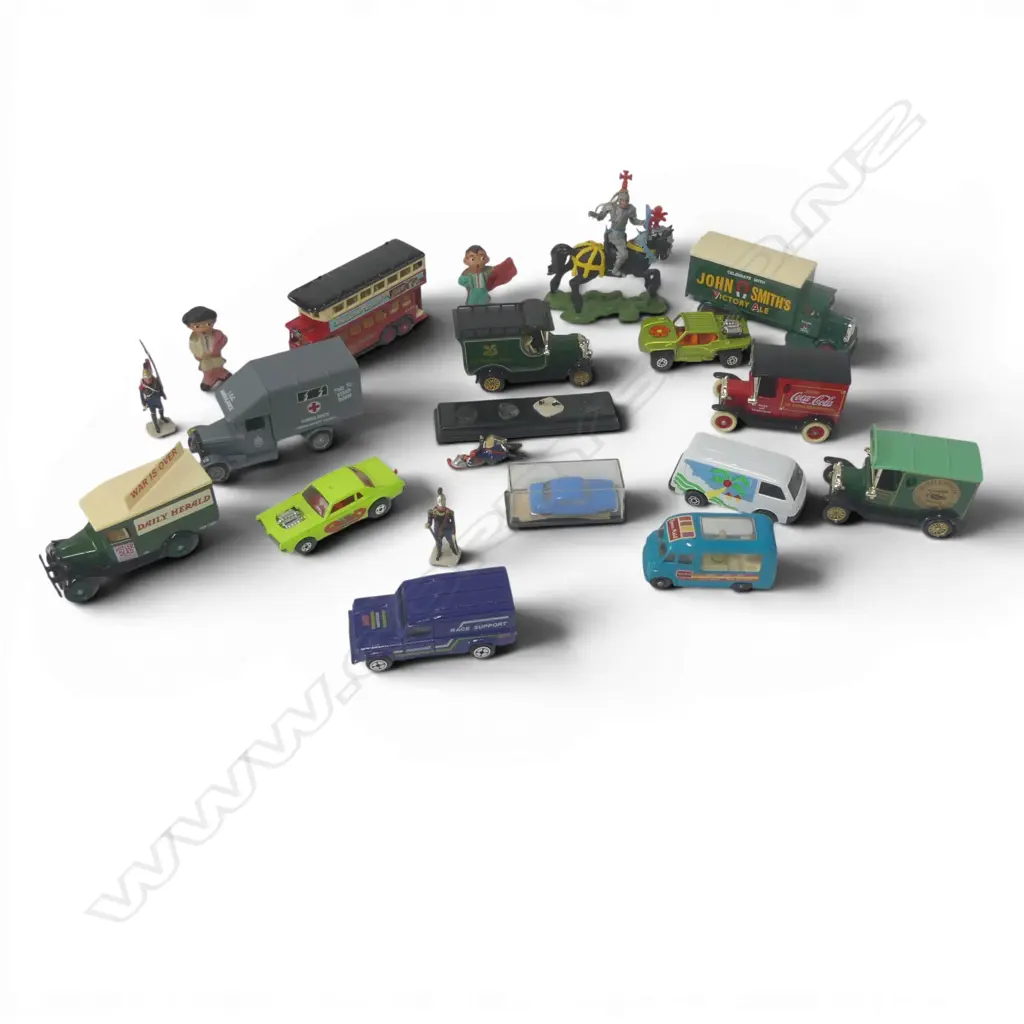 Selection DIECAST Lledo + Corgi + Matchbox & other toys. Commercial old vehicles etc 13 etc Image 1++