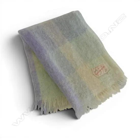 CRAIG-NA-CRAIGE VINTAGE SCOTTISH MOHAIR THROW labelled, 1200 X 900MM