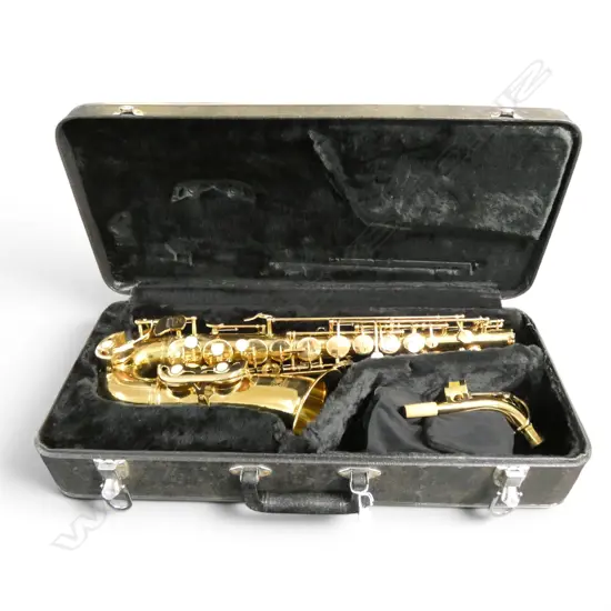 GILT BRASS SAXAPHONE 'PREMONADO' in fitted case
