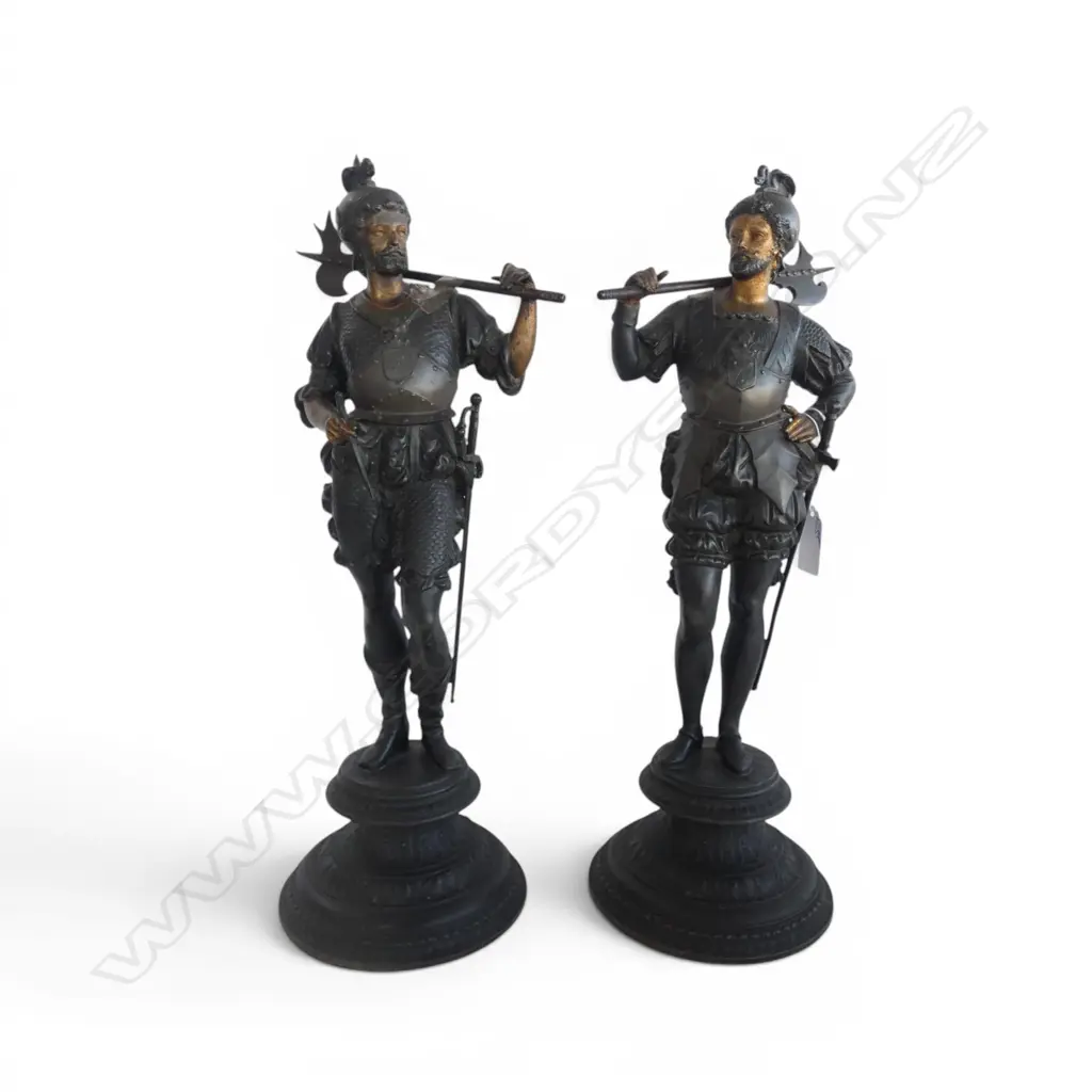 2 BRONZED SPELTER SOLDIERS one axe fault H.400mm Image 1++