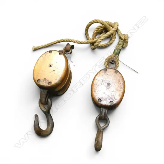 2 WOODEN PULLEY BLOCKS H.310mm