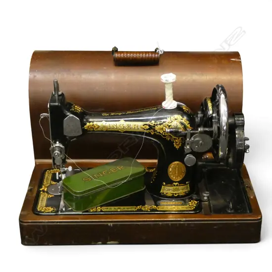 SINGER SEWING MACHINE, CASED W.510mm (LOCKED, WRONG KEY)