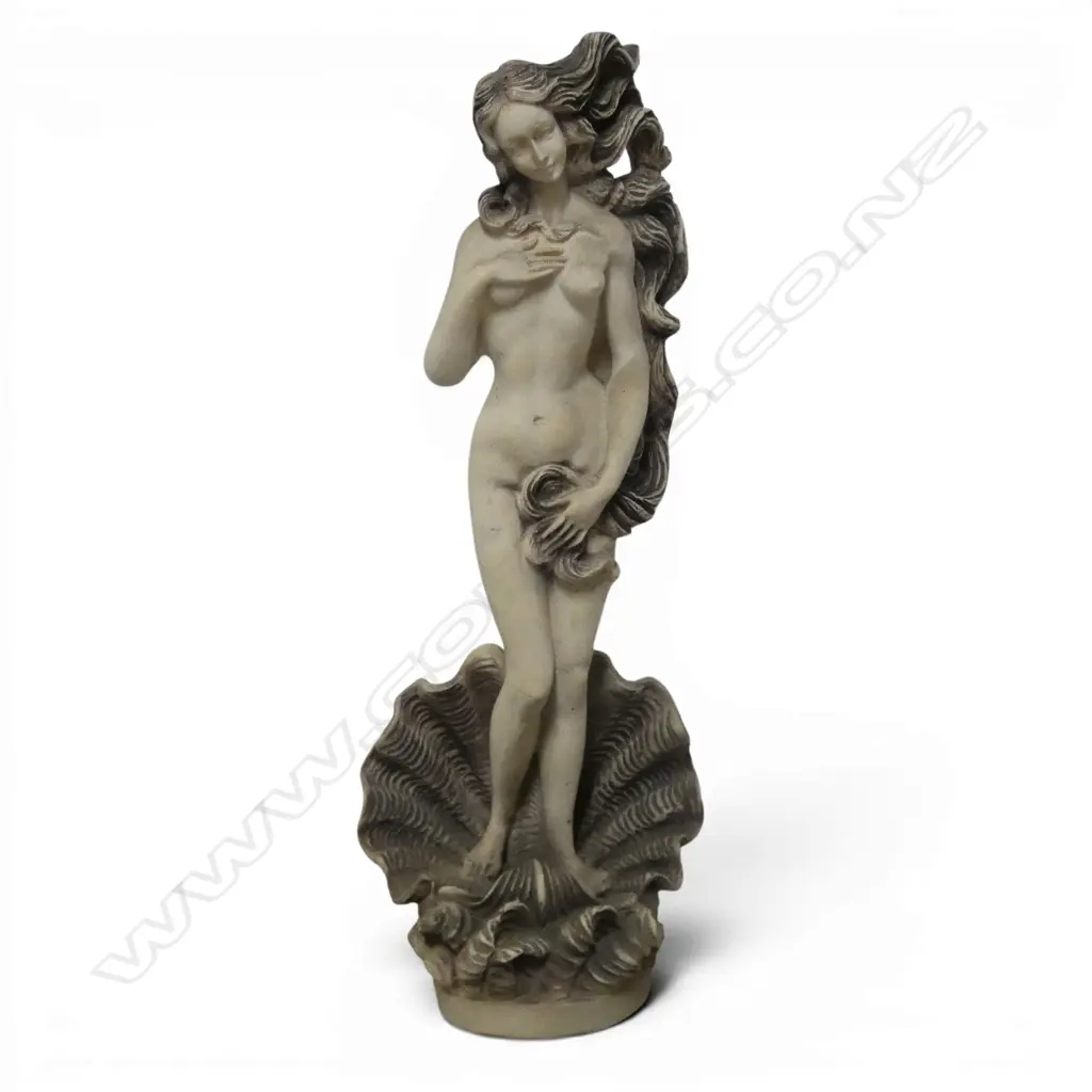 GARDEN SCULPTURE BIRTH OF VENUS AFTER BOTTICELLI H.485mm Image 1++
