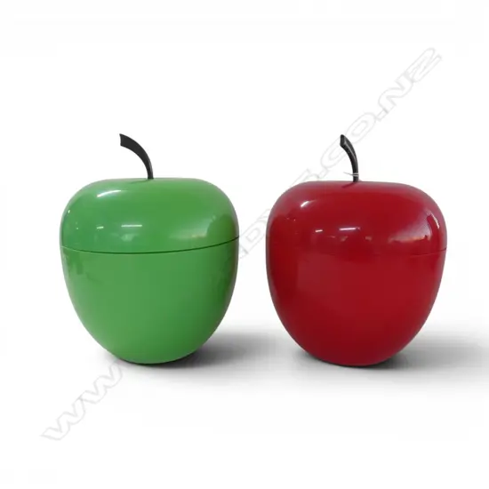 2 VINTAGE APPLE JAR'S by HIMALAYA HOUSEWARE H.220mm