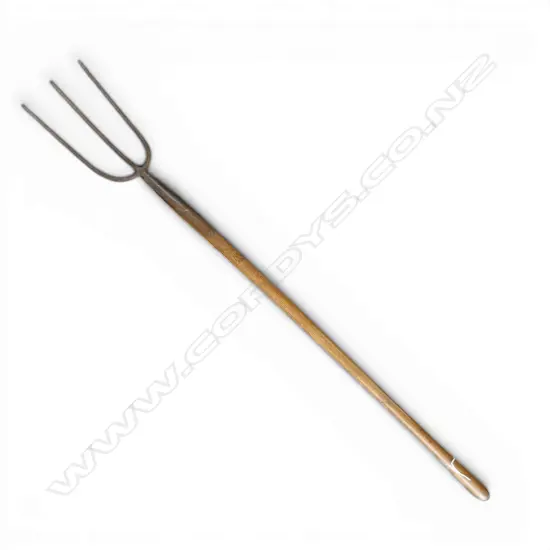 OLD PITCH FORK BY EDEVAGS BRUK SWEDEN L.1500mm BORER TO END OF HANDLE