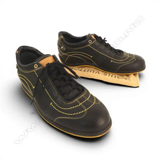 PR LOUIS VUITTON SNEAKERS L.270mm + DUST BAG