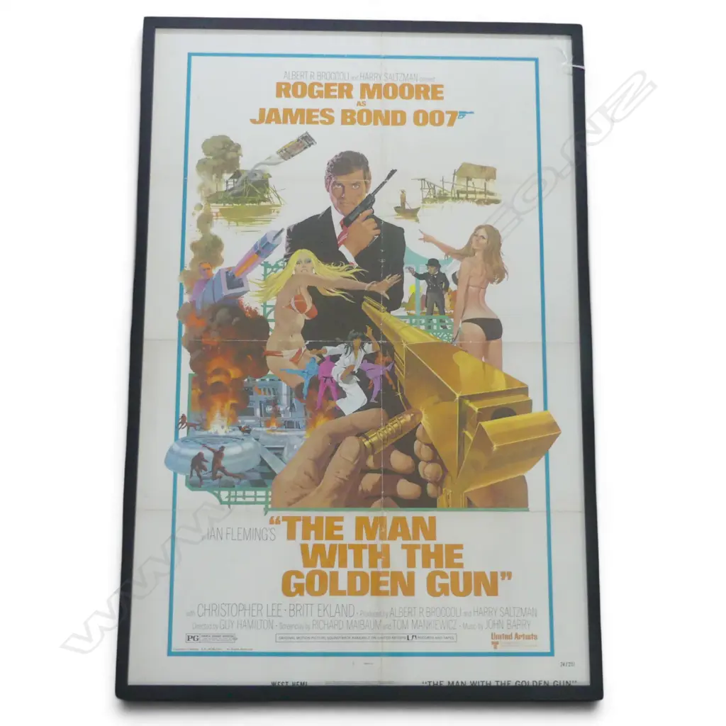 'THE MAN WITH THE GOLDEN GUN' FRAMED ONE SHEET MOVIE POSTER USA LITHO 1974  1025 X 670MM (FOLD CREASES, PINHOLES) Image 1++