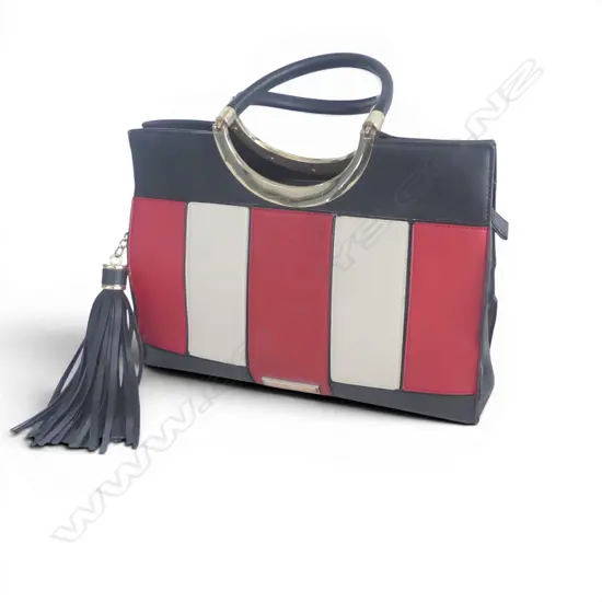 COLETTE BY COLETTE HAYMAN HAND BAG, L.360MM