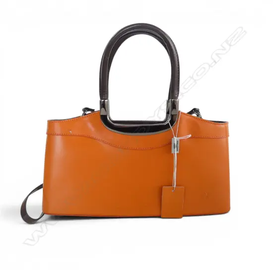 DANIELA MODA ORANGE LEATHER HAND BAG W.325mm SCUFFS