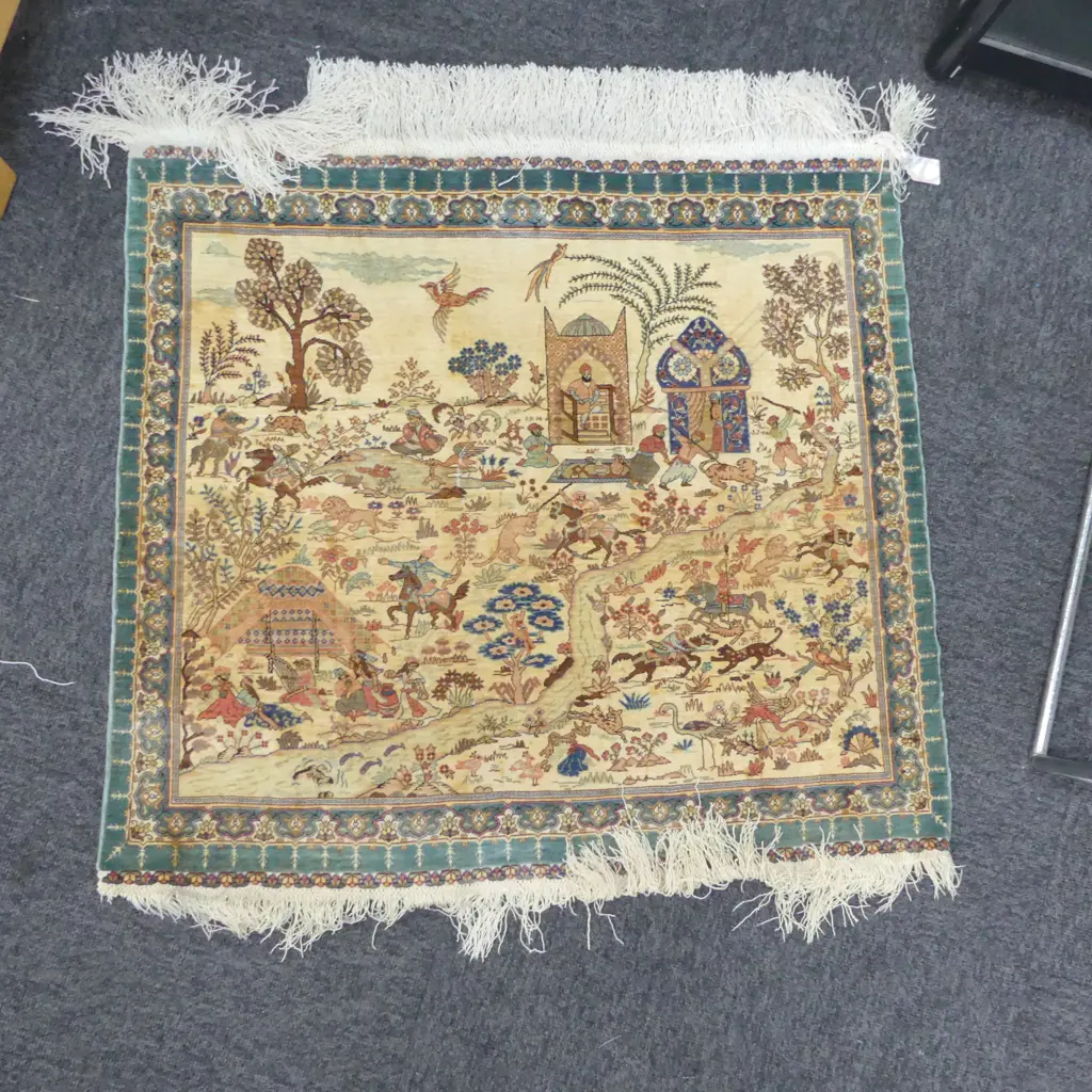 SILK RUG hunting scene, damage lower left 640x710mm Image 1++