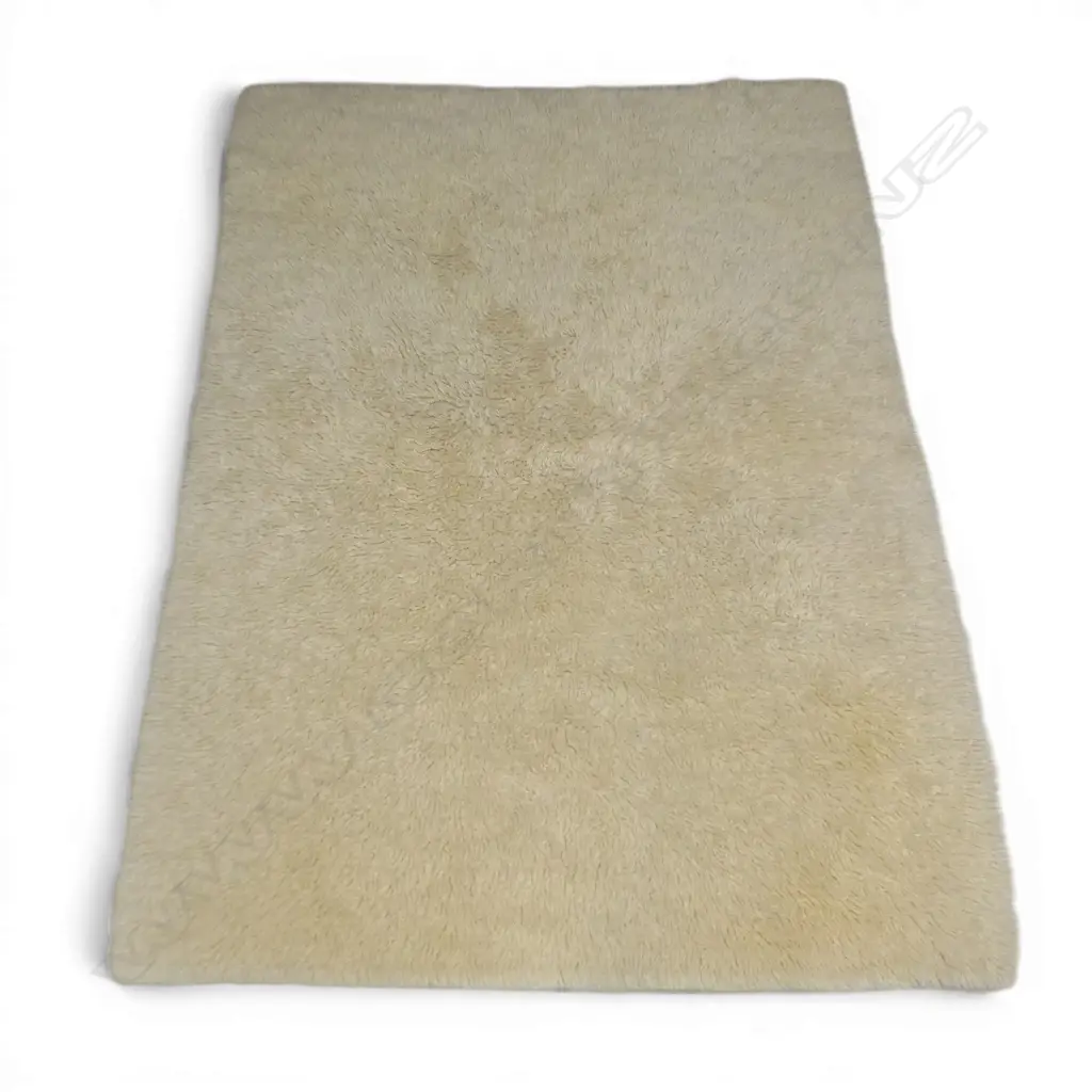 WOOL RUG 1900x1400mm Image 1++
