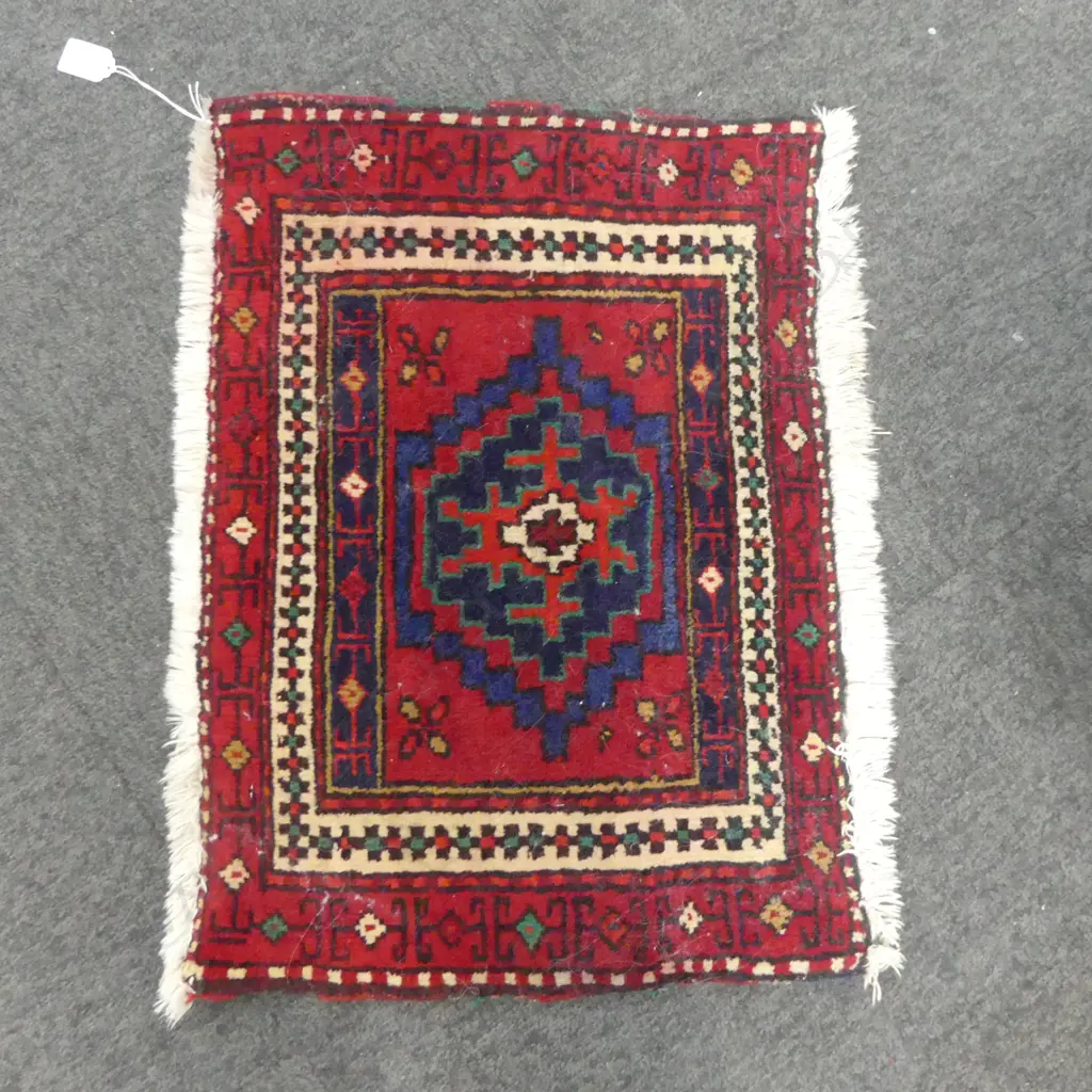 PERSIAN HAND KNOTTED WOOL PILE RUG 390x570mm Image 1++