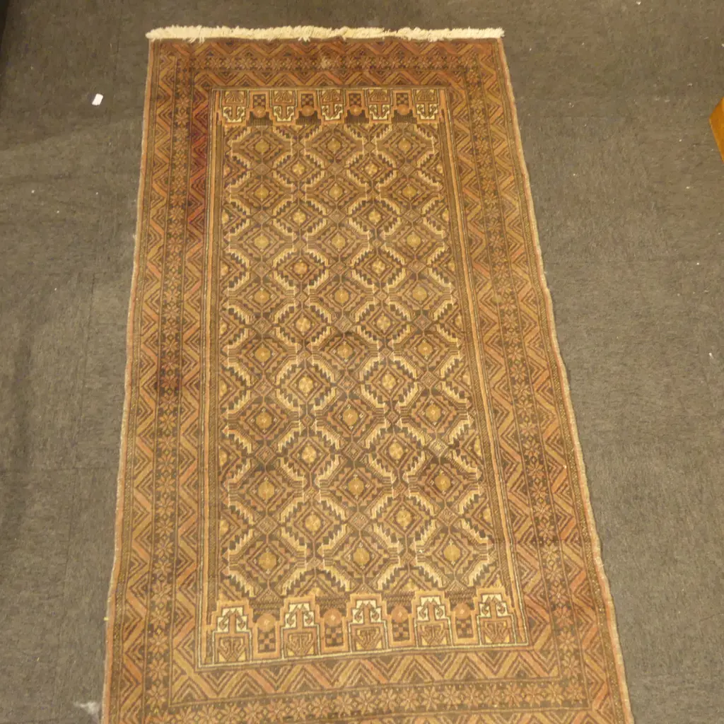 HAND KNOTTED WOOL PILE RUG 1930x1050mm Image 1++