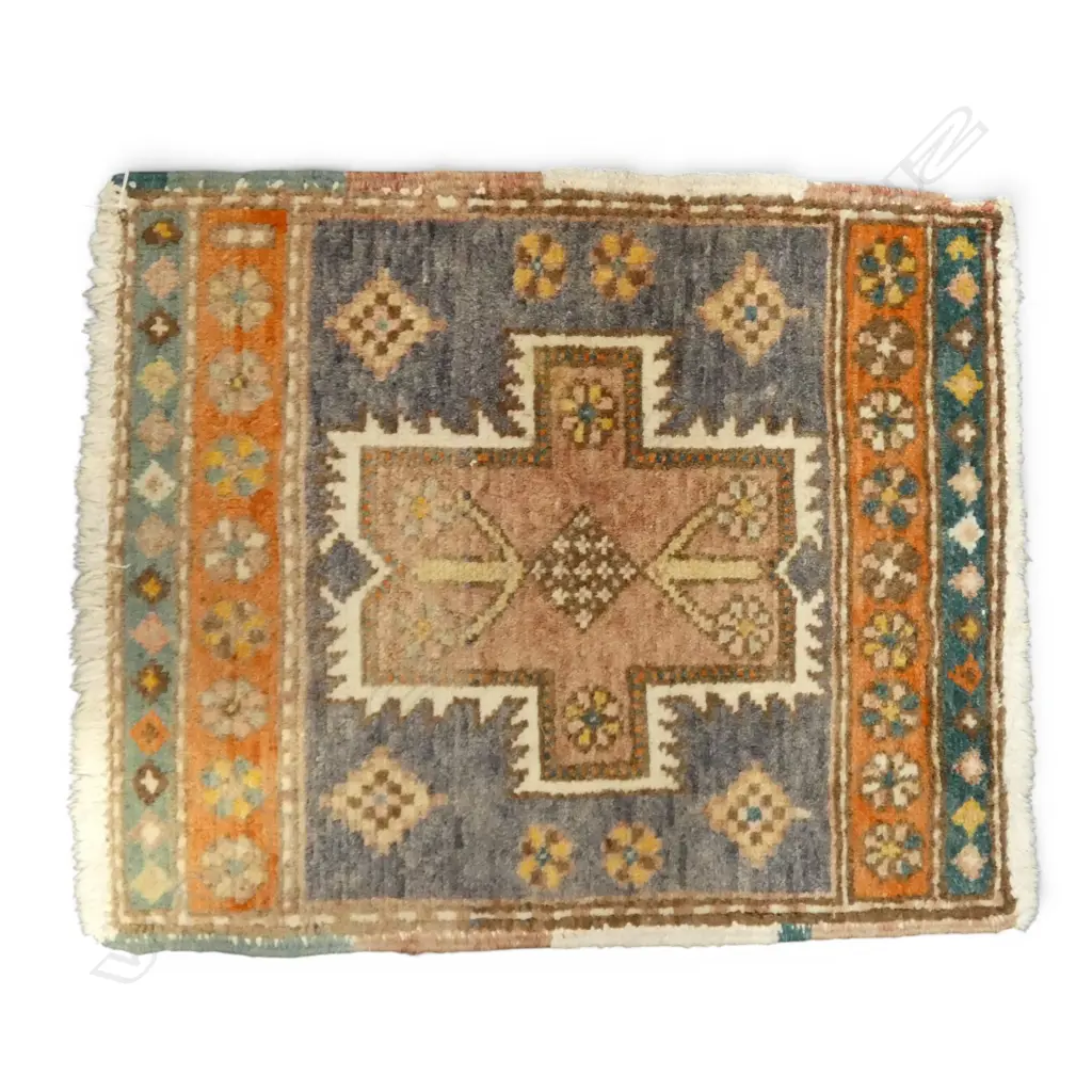 SML TURKISH RUG 60 x 52mm Image 1++