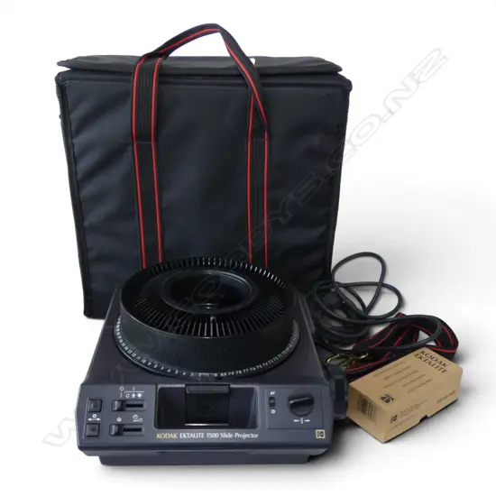 KODAK EKTALITE 1500 SLIDE PROJECTOR