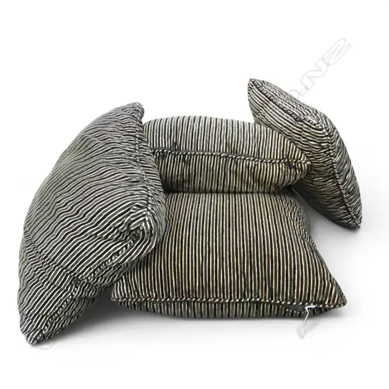 4 CUSHIONS 500x500mm