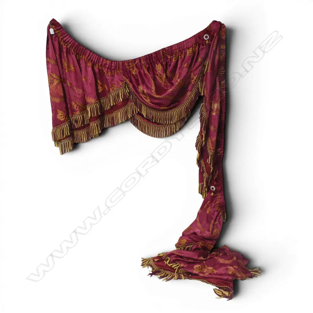 CURTAINS SWAG Image 1++