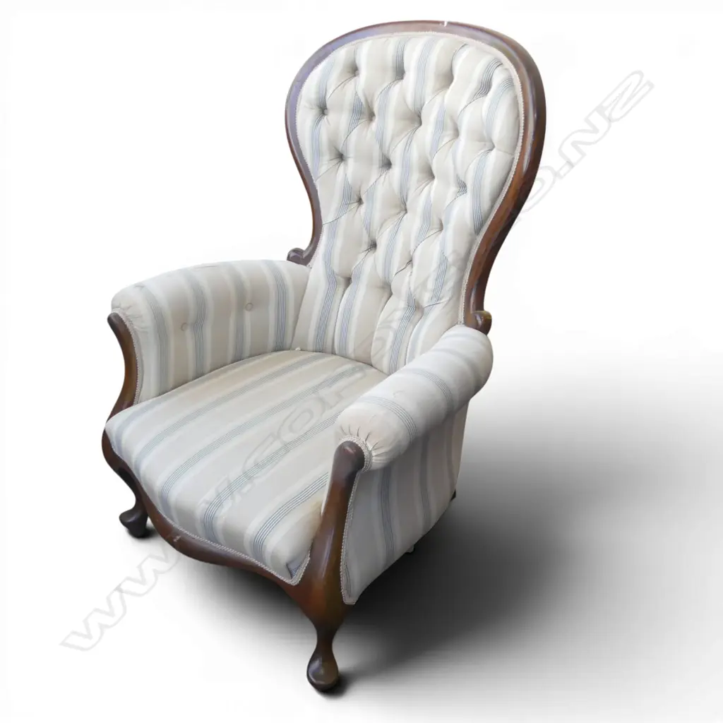 VICTORIAN STYLE GRANDFATHER CHAIR, BUTTON BACK, UPHOLSTERY WORN Image 1++