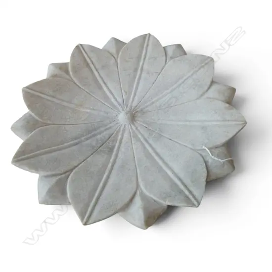 ALABASTER LOTUS FLOWER DISH W.410mm