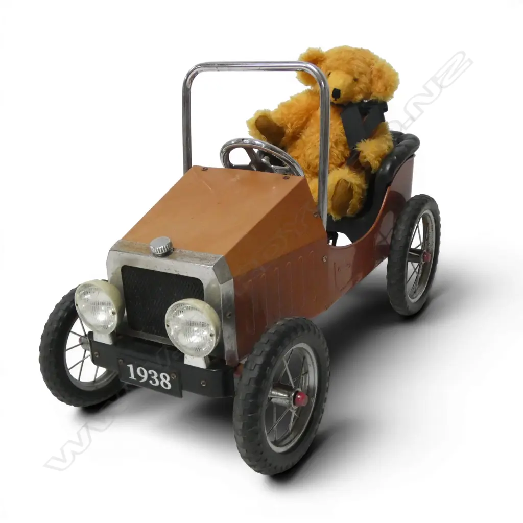 PEDAL CAR + TEDDY BEAR  Image 1++