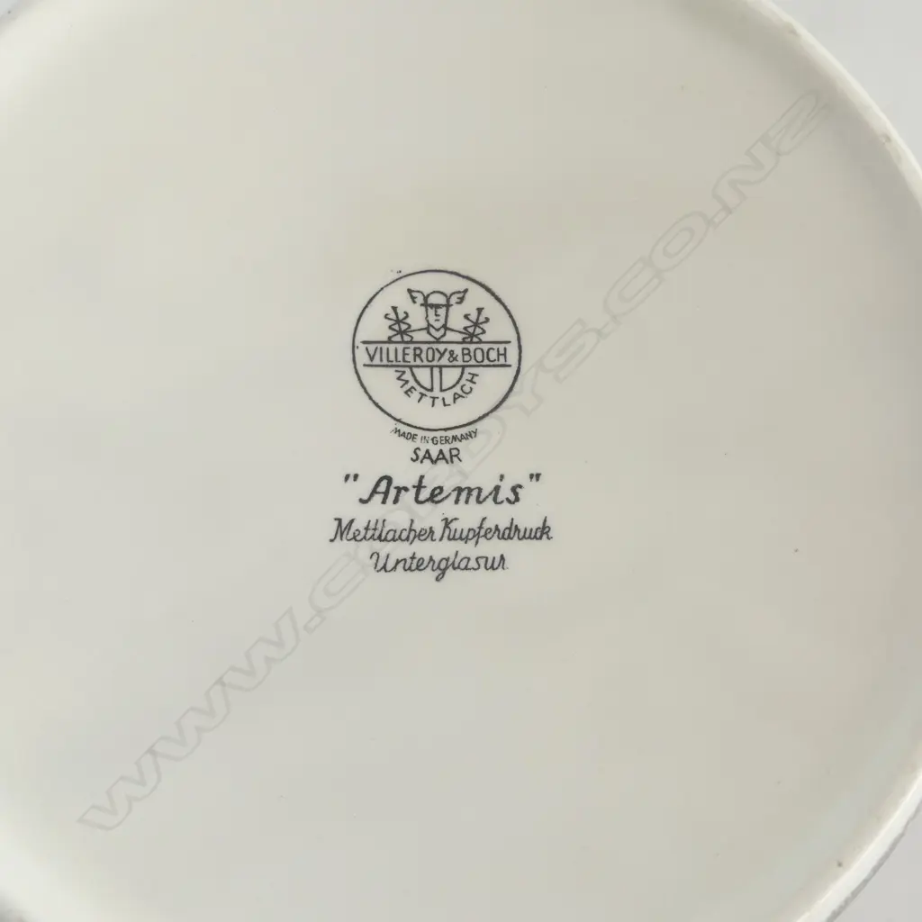 VILLEROY & BOCH 'ARTEMIS' LIDDED POT H.175mm Image 1++