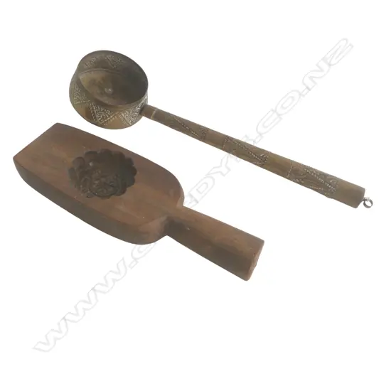 INDONESIAN MOULD + BRASS LADLE L.380mm