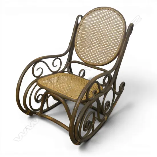 VINTAGE ROCKING CHAIR