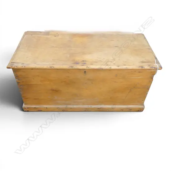 WOODEN TRUNK W.970mm
