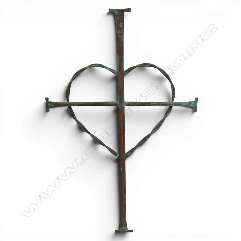 COPPER PIPE CROSS / HEART 805x525mm Image 1++