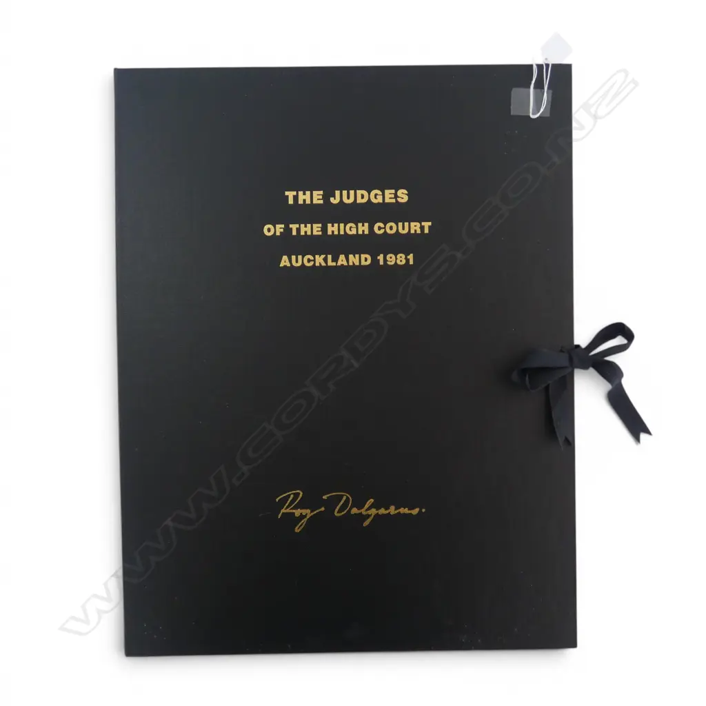 ROY DALGARNO 'THE JUDGES OF THE AUCKLAND HIGH COURT 1981' 10 ENGRAVINGS + COVER SHEET IN FOLIO 55/100 520x400mm Image 1++