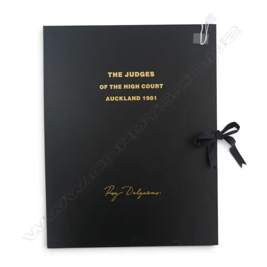 ROY DALGARNO 'THE JUDGES OF THE AUCKLAND HIGH COURT 1981' 10 ENGRAVINGS + COVER SHEET IN FOLIO 55/100 520x400mm