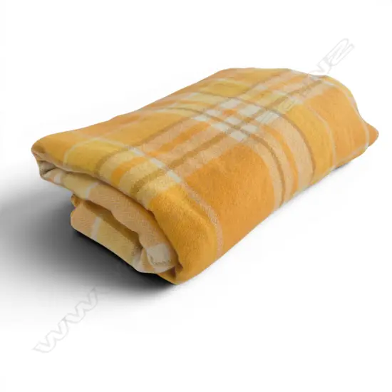 WOOLLEN BLANKET 
