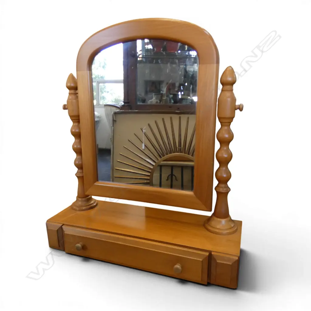 ROSE & HEATHER KAURI TABLE TOP MIRROR 560x210x640mm Image 1++