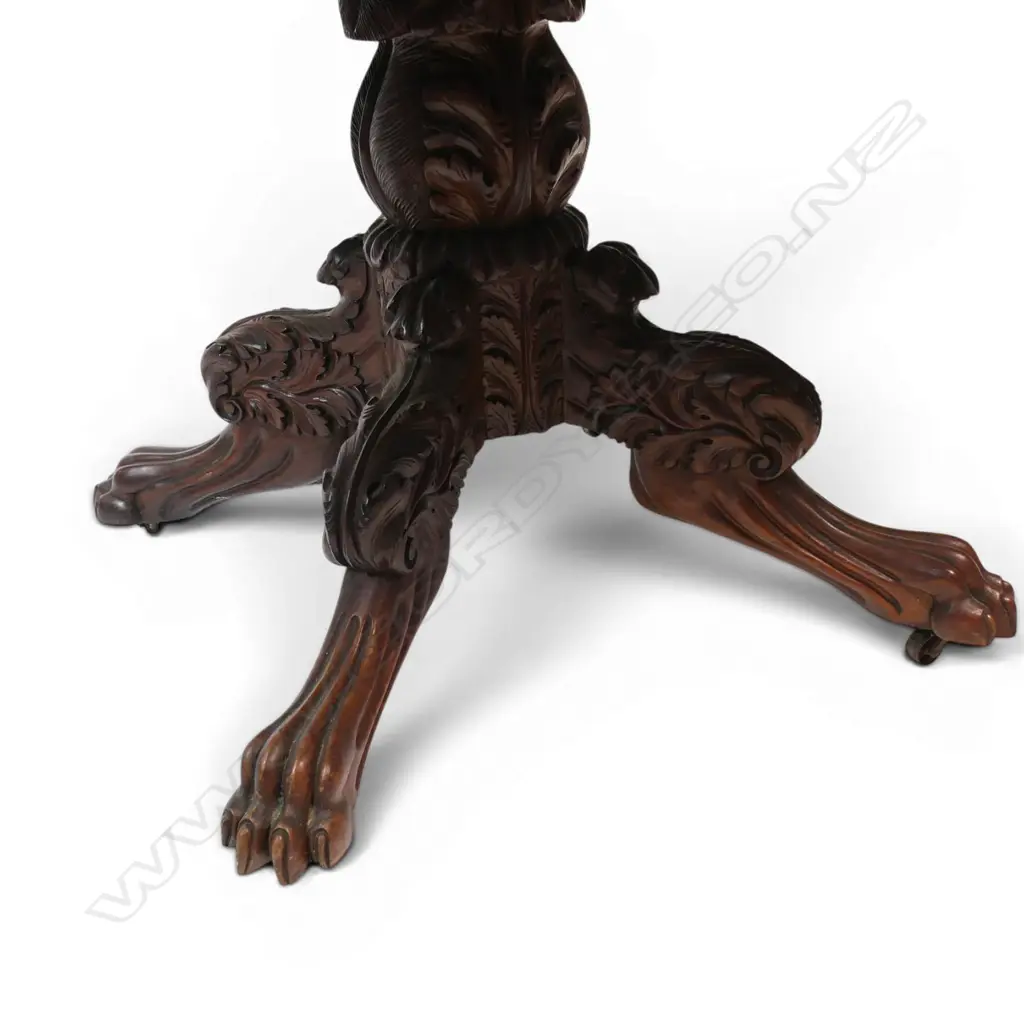 A Victorian mahogany drop leaf table, Image 1++