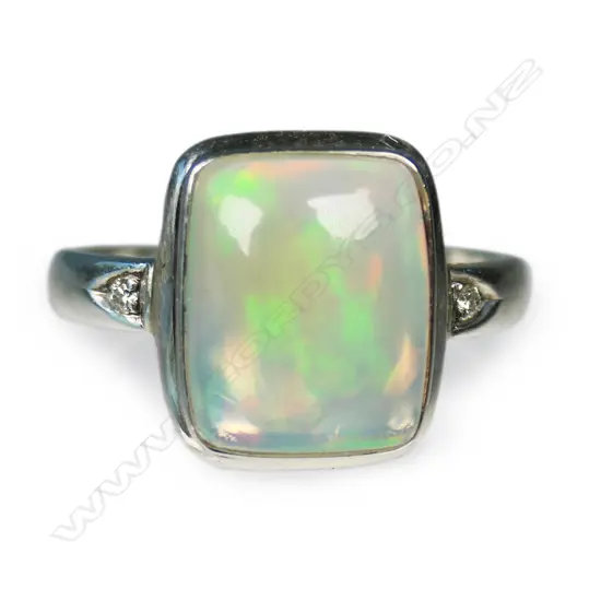 SILVER DIAMOND & WELO OPAL RING SIZE Q