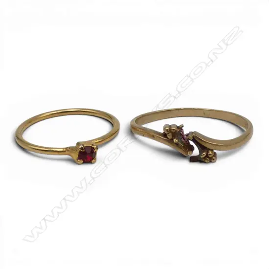 9ct GOLD SCRAP RING a.f. 1.57gms + plated ring
