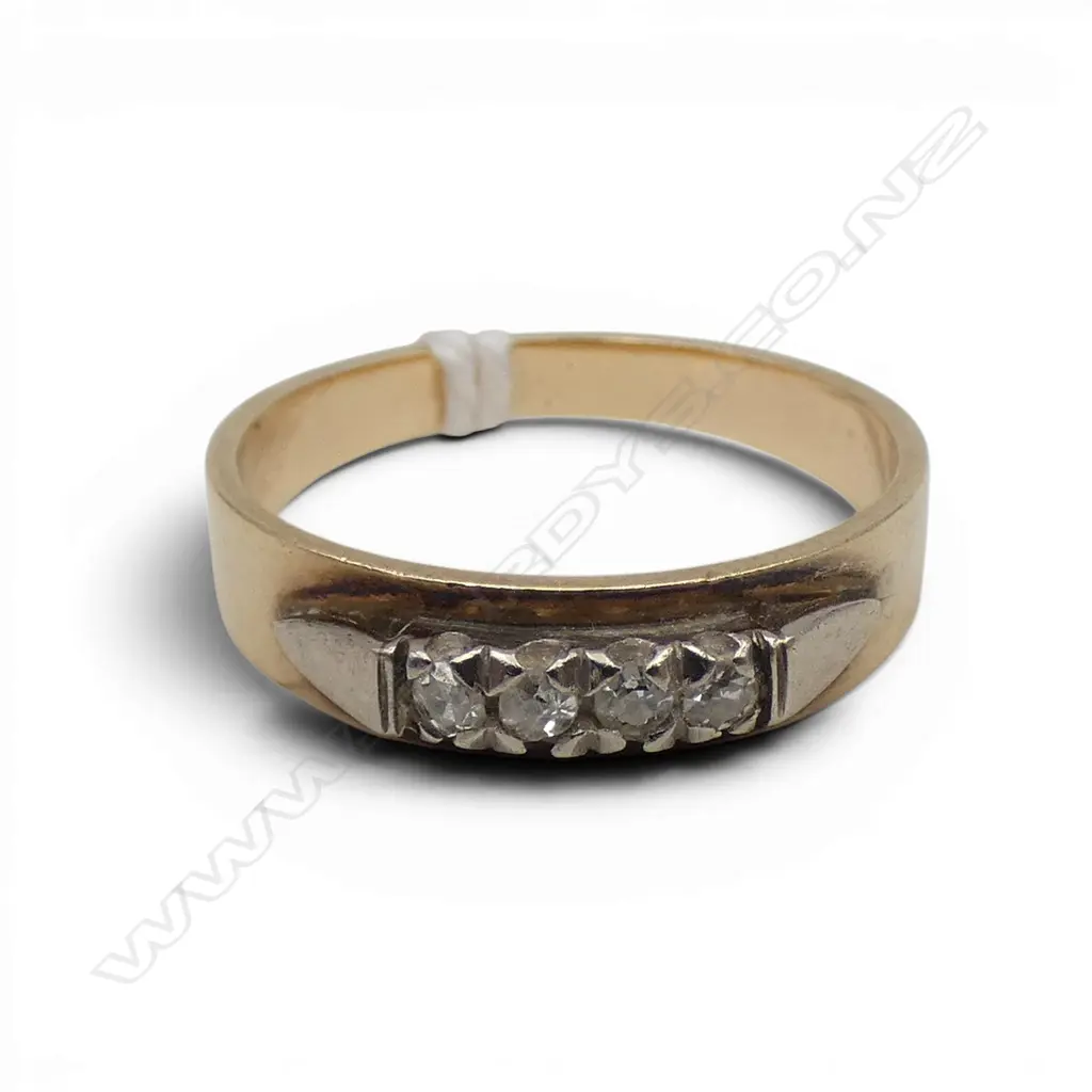 9ct  4x EARLY CUT DIAMONDS in RING, 2.70gm SIZE M Image 1++