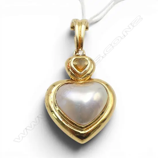 18ct GOLD & MABE PEARL ENHANCER 11.11gms
