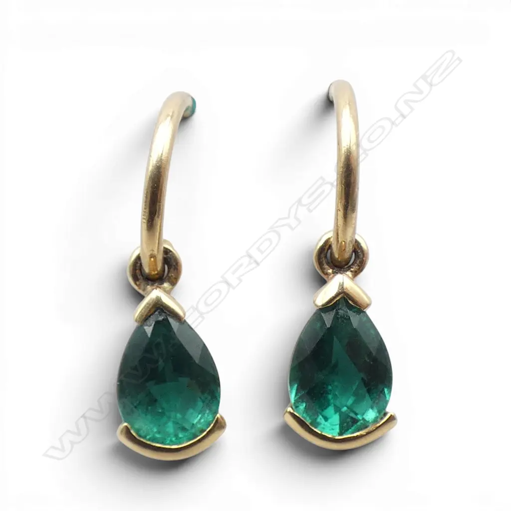 PR 9ct GOLD & GREEN GEM EARRINGS 1.48gms NO BUTTERFLYS Image 1++