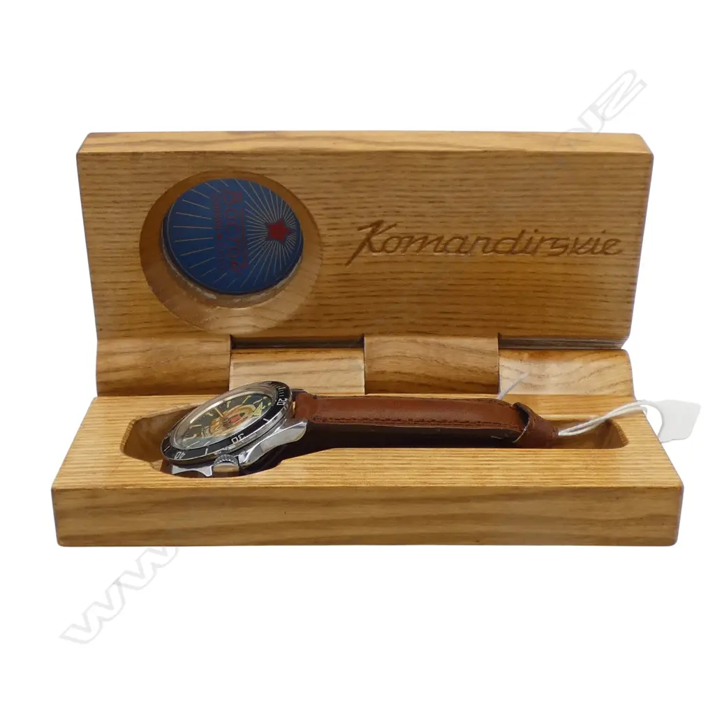 RUSSIAN BOCTOK VINTAGE GENT'S WRISTWATCH w paper work dated 1989 in fitted named wooden case Image 1++