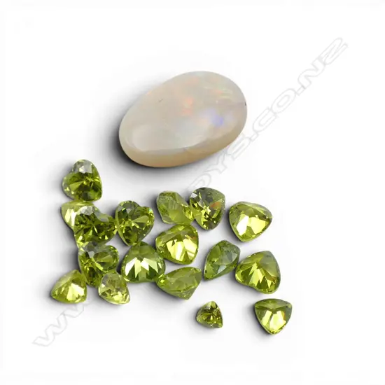 COLLECTION OF 17  FACETED PERIDOT GEMSTONES & 1 CABOCHON  SOLID OPAL