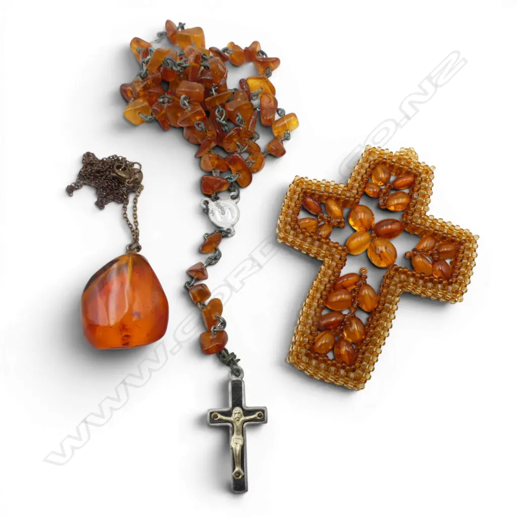NATURAL AMBER ROSARY  AMBER BEAD  CRUCIFIX & AMBER PENDANT Image 1++