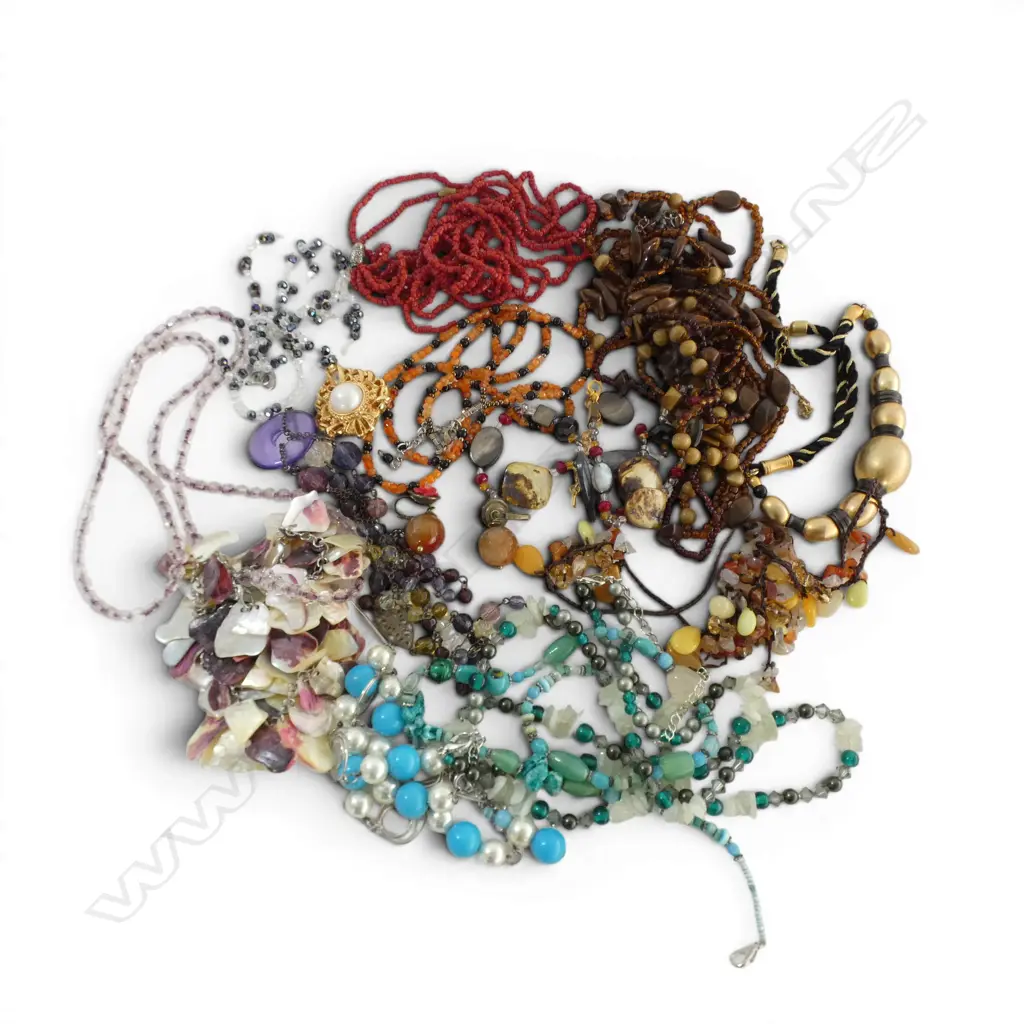 ASST. COSTUME JEWELLERY NECKLACES etc Image 1++