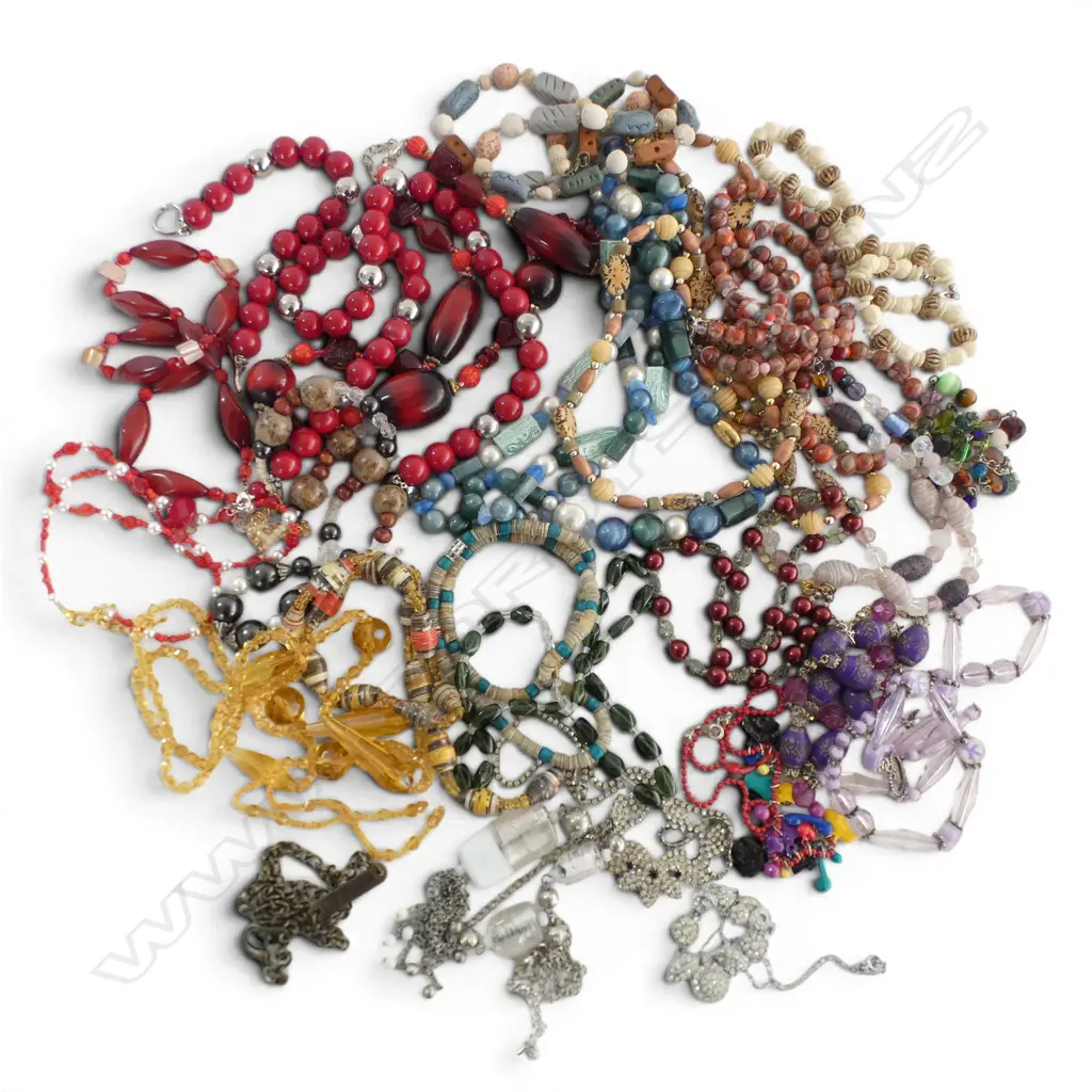 ASST. COSTUME JEWELLERY etc Image 1++